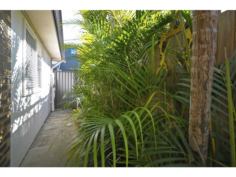 1/22 Fourth Avenue, Palm Beach QLD 4221