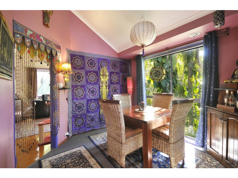 25 Domain Road, Currumbin QLD 4223