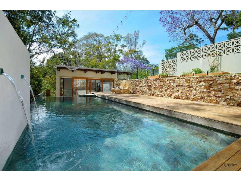 30 Albany Avenue, Currumbin QLD 4223