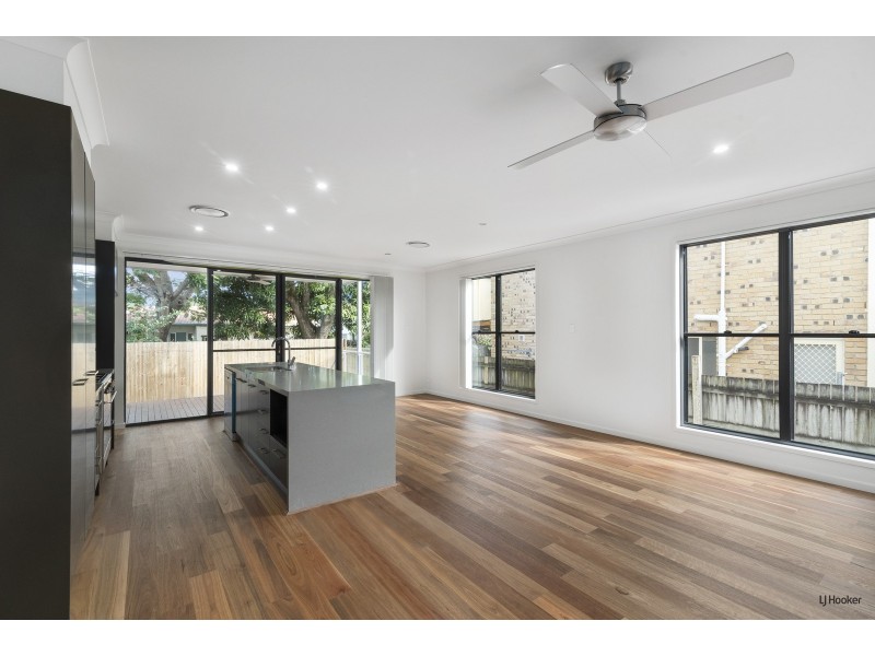 2/36 Philippine Parade, Palm Beach QLD 4221