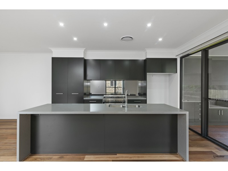 2/36 Philippine Parade, Palm Beach QLD 4221