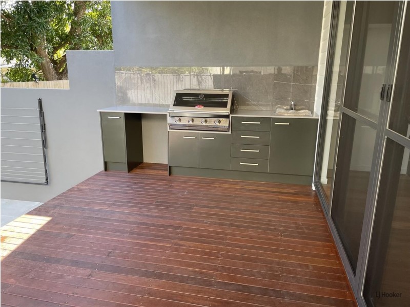 2/36 Philippine Parade, Palm Beach QLD 4221