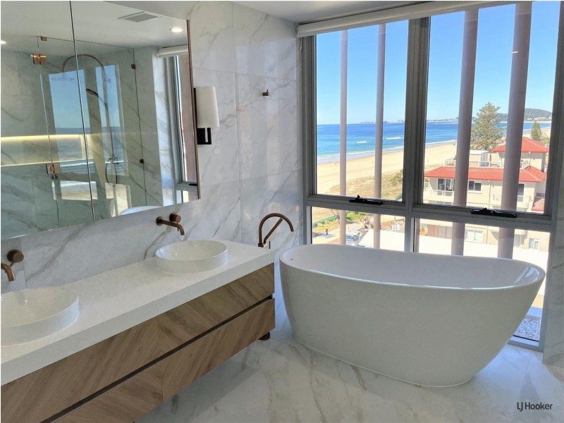 601/460 The Esplanade, Palm Beach QLD 4221