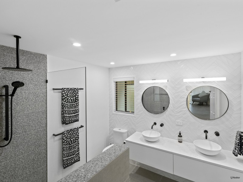 15-17 Marika Way, Currumbin Waters QLD 4223