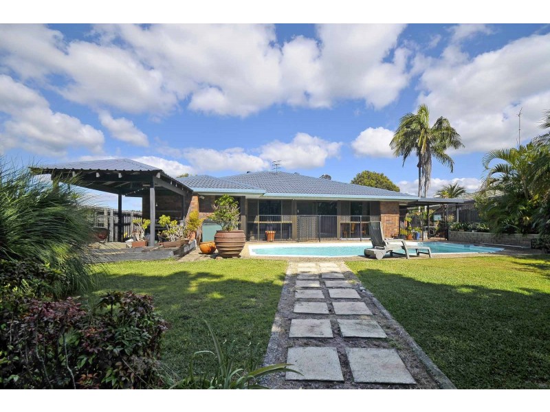 1 Paros Place, Currumbin Waters QLD 4223