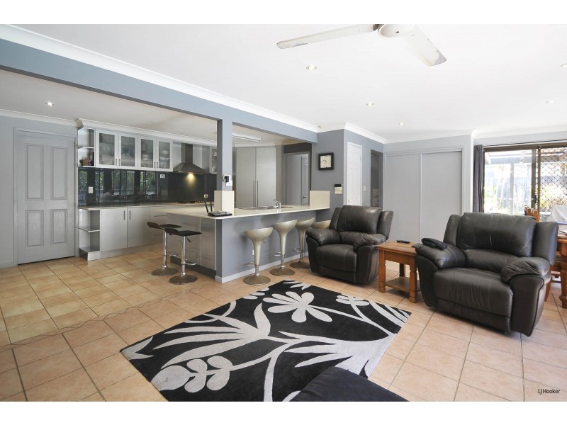 1 Paros Place, Currumbin Waters QLD 4223