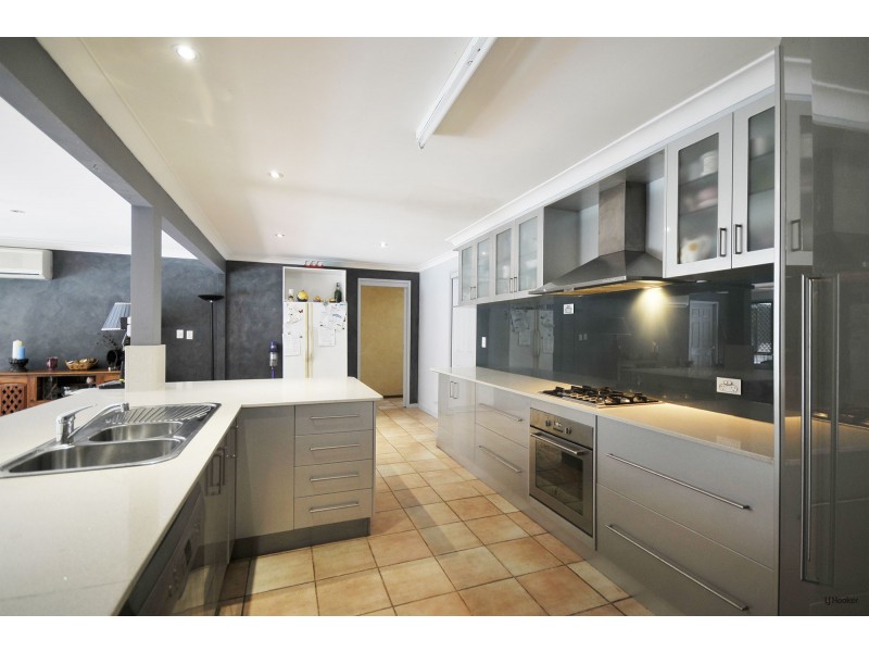 1 Paros Place, Currumbin Waters QLD 4223