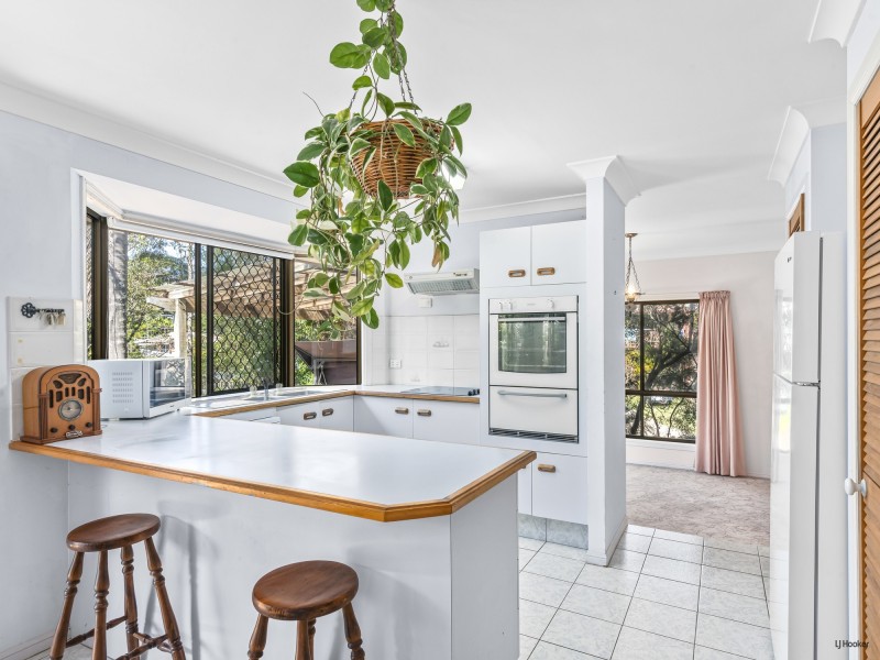 34 Jarrahdale Drive, Elanora QLD 4221