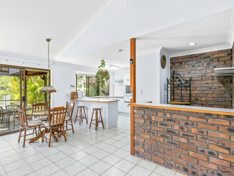 34 Jarrahdale Drive, Elanora QLD 4221