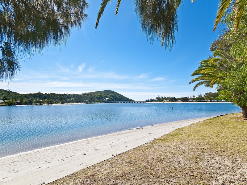 34 Jarrahdale Drive, Elanora QLD 4221