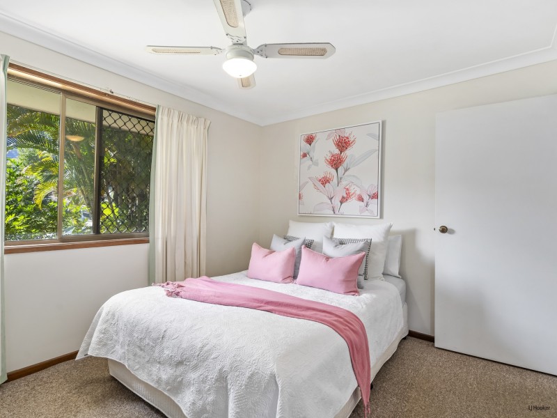 37 Aethalia Street, Currumbin Waters QLD 4223