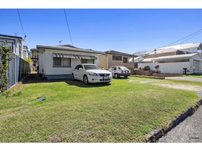 17 Twenty Fifth Avenue, Palm Beach QLD 4221