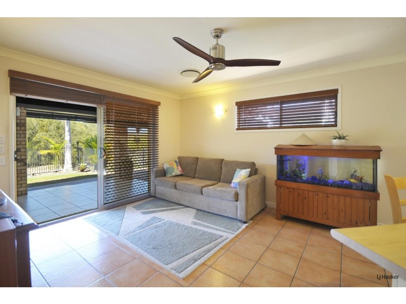 11 Northlakes Drive, Elanora QLD 4221