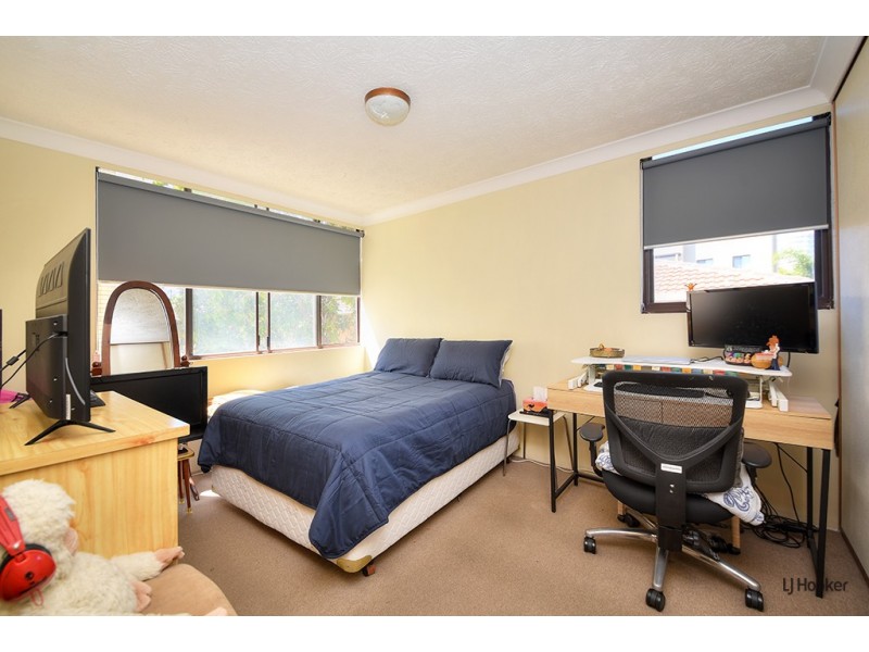 4/6 Brooke Avenue, Palm Beach QLD 4221