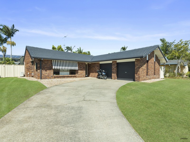 213 Nineteenth Avenue, Elanora QLD 4221