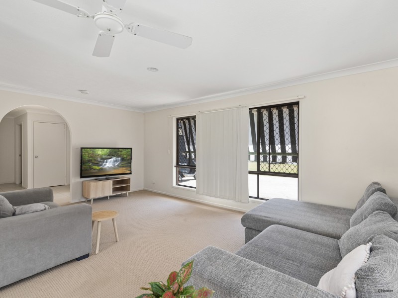 213 Nineteenth Avenue, Elanora QLD 4221