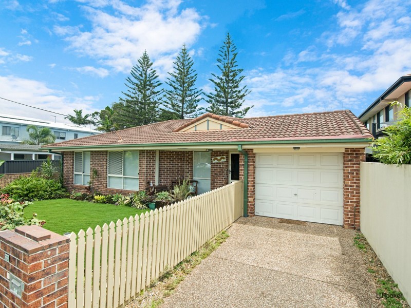 1/33 Tallebudgera Drive, Palm Beach QLD 4221