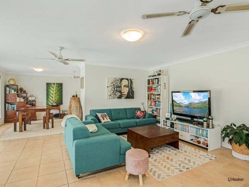 1/33 Tallebudgera Drive, Palm Beach QLD 4221