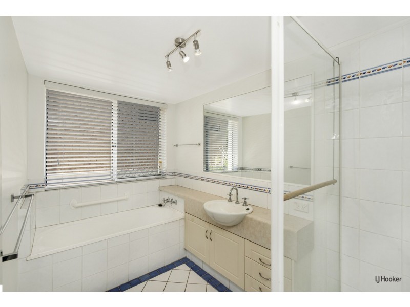 2/8 Teemangum Street, Tugun QLD 4224