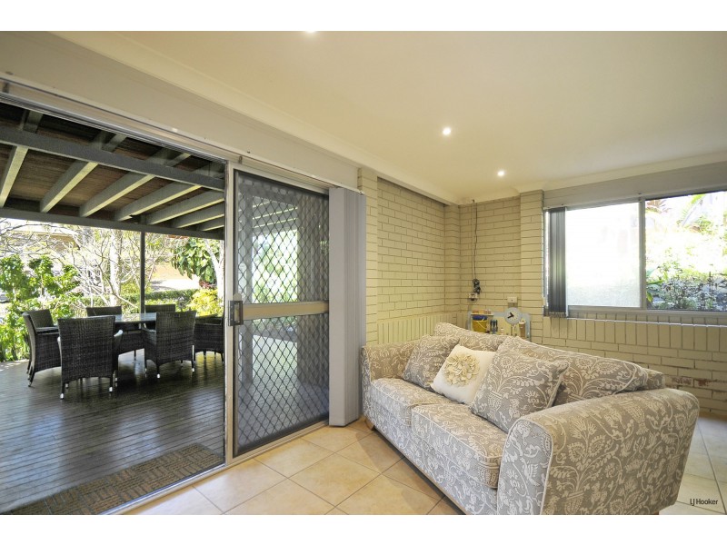 18 Regent Street, Currumbin QLD 4223