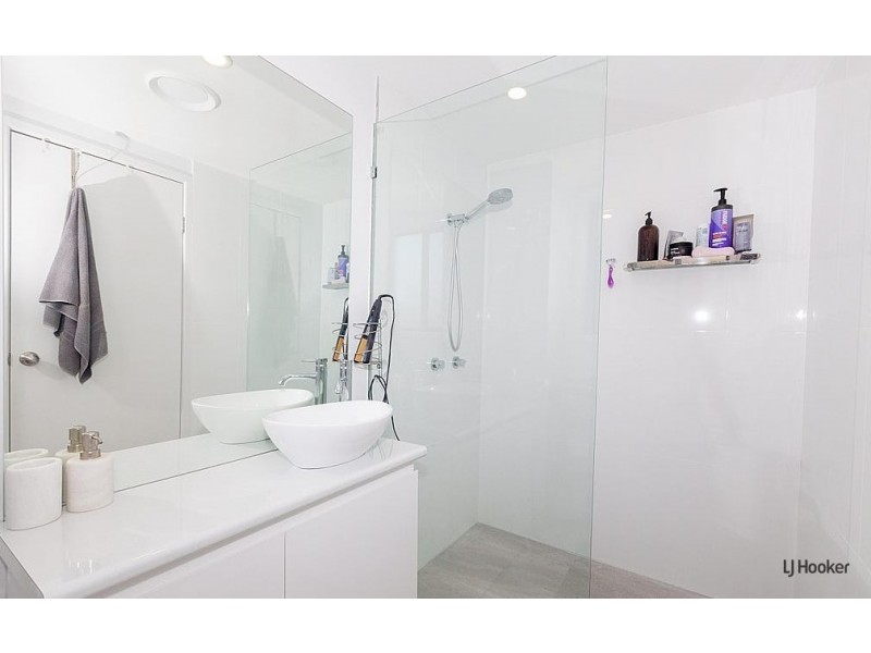 93/2320-2330 Gold Coast Highway, Miami QLD 4220