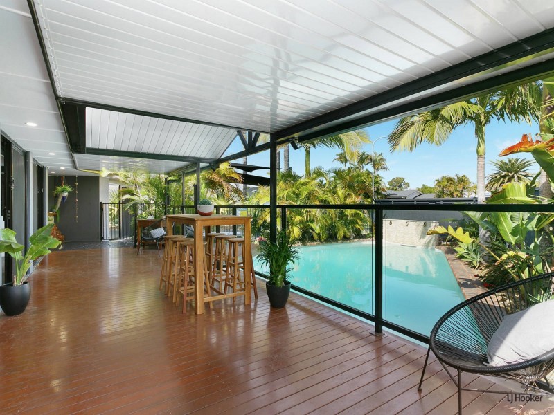 21 Barklya Place, Palm Beach QLD 4221