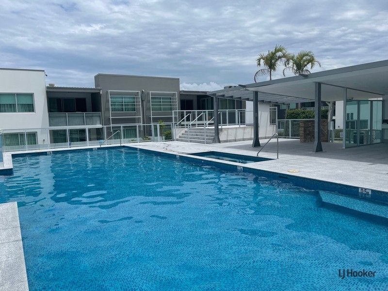 2212/10 Fifth Avenue, Palm Beach QLD 4221