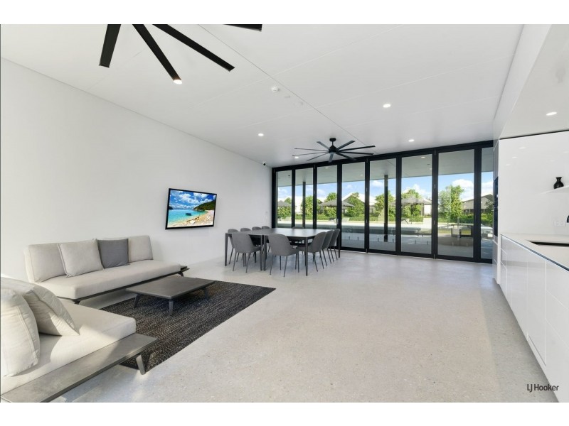 1108/1328 Gold Coast Highway, Palm Beach QLD 4221