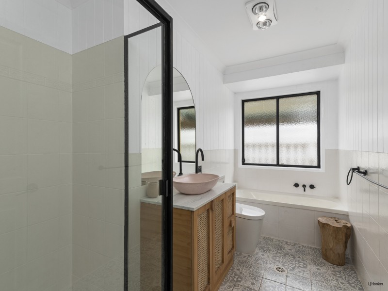 40 Swanton Drive, Mudgeeraba QLD 4213