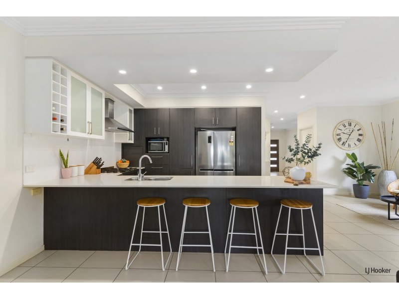 35 Twenty Fifth Avenue, Palm Beach QLD 4221