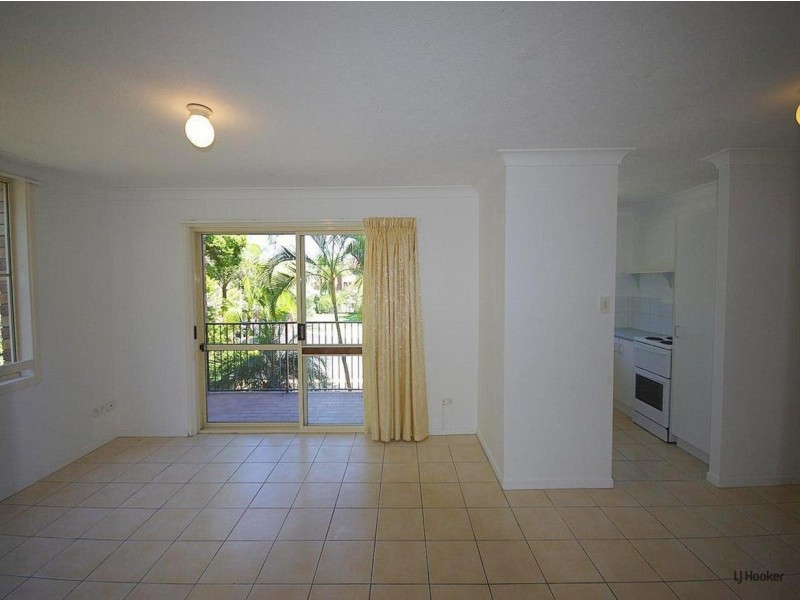 6/1 Rolan Court, Palm Beach QLD 4221