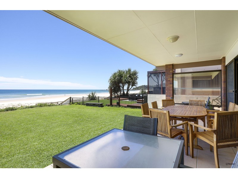 73 Jefferson Lane, Palm Beach QLD 4221