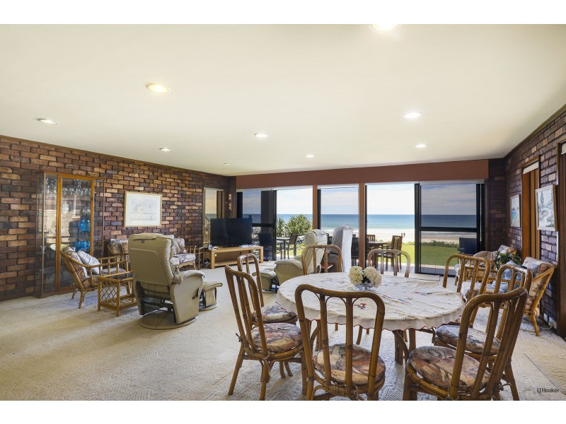 73 Jefferson Lane, Palm Beach QLD 4221