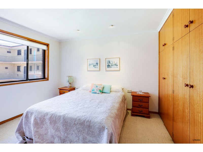 73 Jefferson Lane, Palm Beach QLD 4221