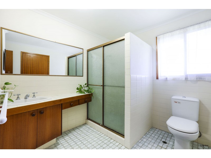 73 Jefferson Lane, Palm Beach QLD 4221