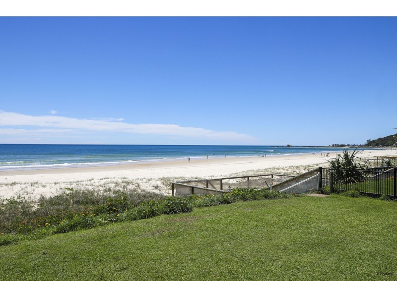 73 Jefferson Lane, Palm Beach QLD 4221