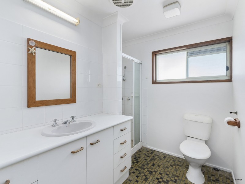 1/15 Walker Avenue, Palm Beach QLD 4221