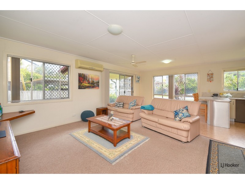 9 Tallebudgera Drive, Palm Beach QLD 4221