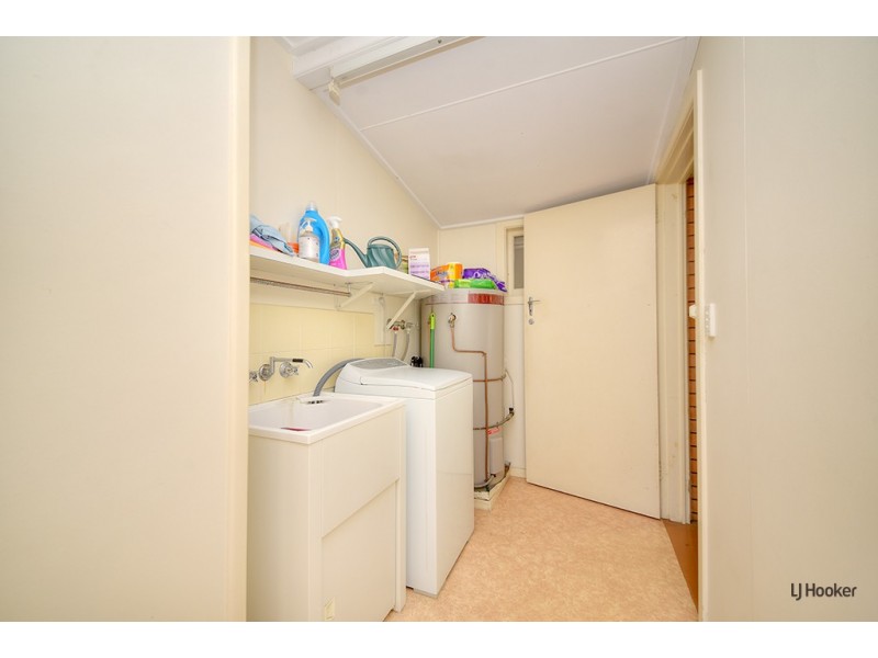 9 Tallebudgera Drive, Palm Beach QLD 4221