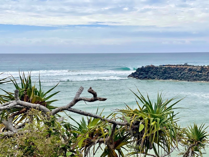 9 Tallebudgera Drive, Palm Beach QLD 4221