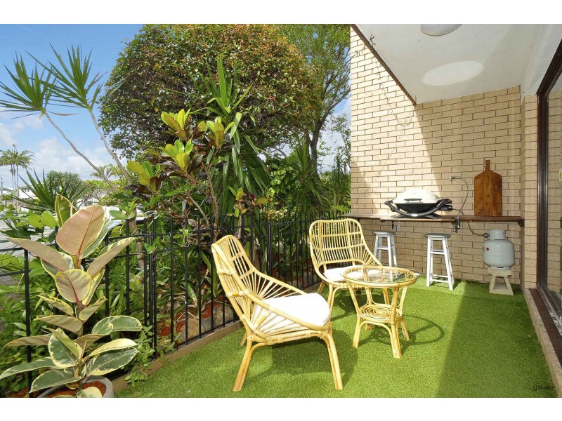 2/21 Fifteenth Avenue, Palm Beach QLD 4221