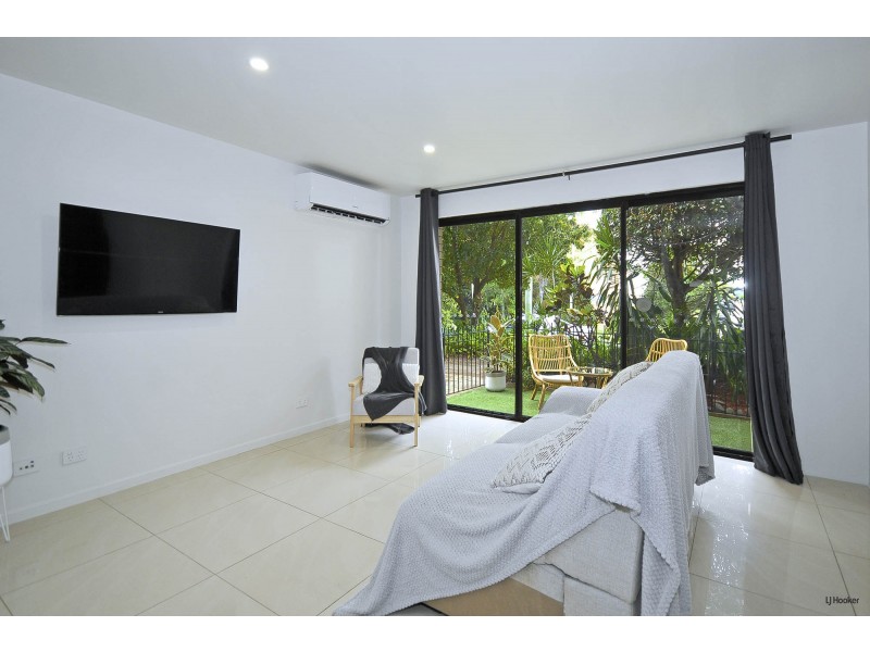 2/21 Fifteenth Avenue, Palm Beach QLD 4221