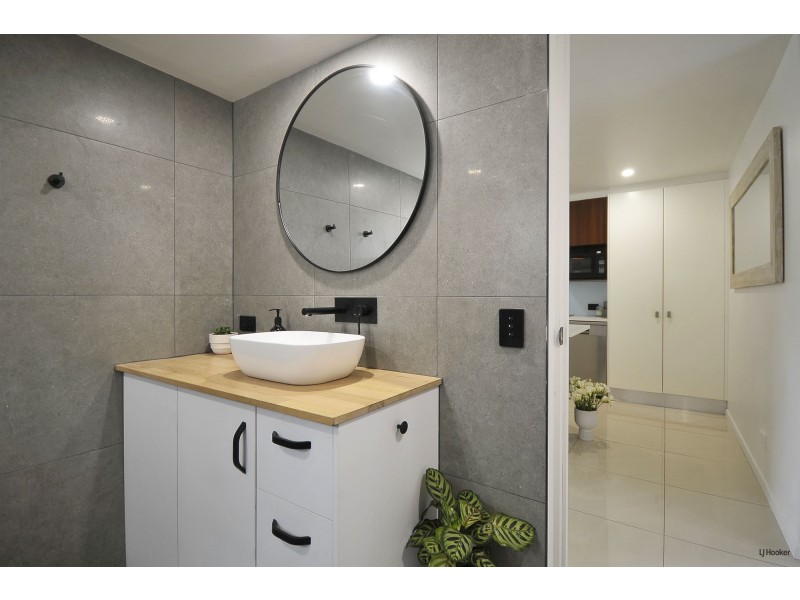 2/21 Fifteenth Avenue, Palm Beach QLD 4221