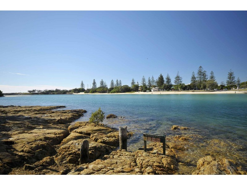 2/21 Fifteenth Avenue, Palm Beach QLD 4221