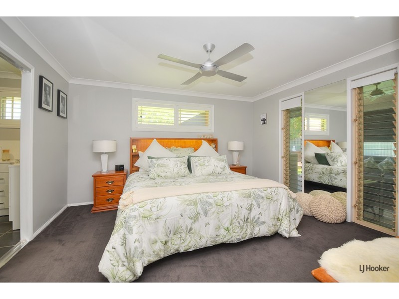 56 Bergamont Street, Elanora QLD 4221