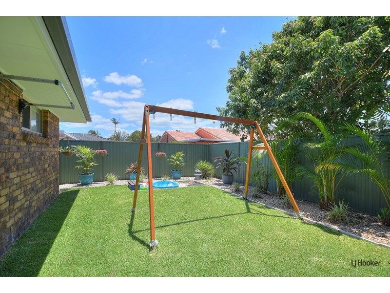 56 Bergamont Street, Elanora QLD 4221