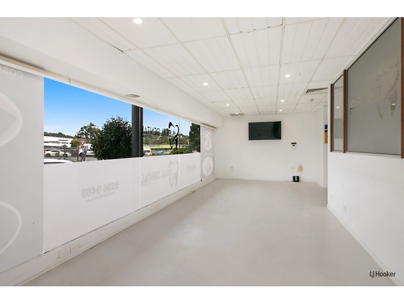 17 & 18/118-122 Griffith Street, Coolangatta QLD 4225