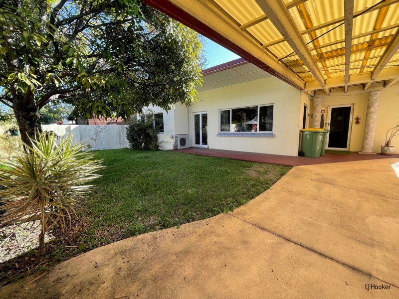 45 Miles Street, Coolangatta QLD 4225