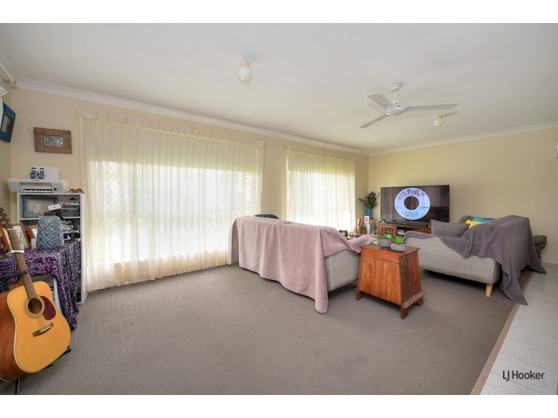 282 Nineteenth Avenue, Elanora QLD 4221