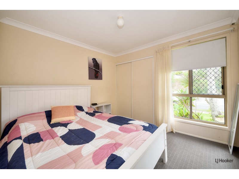 282 Nineteenth Avenue, Elanora QLD 4221